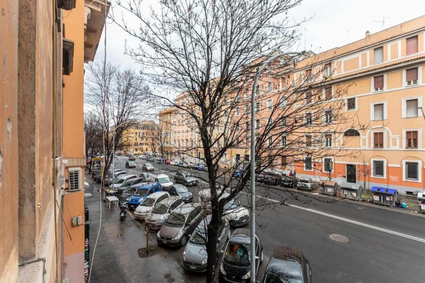 - Trastevere Train Station - Wifi Appartamento Roma